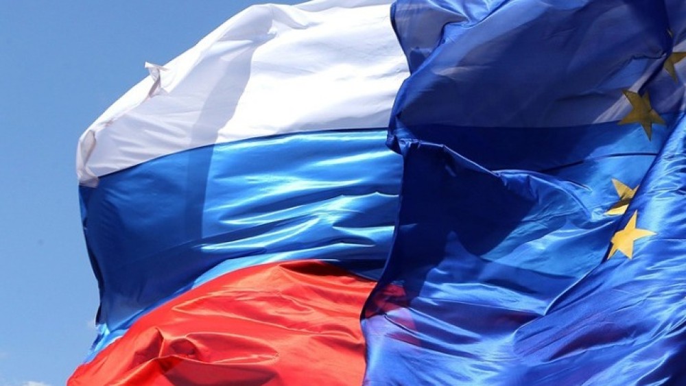 Εξηγήσεις ζητά η ΕΕ από τον Ρώσο πρέσβη μετά τις κυρώσεις σε Σασόλι και 7 αξιωματούχους