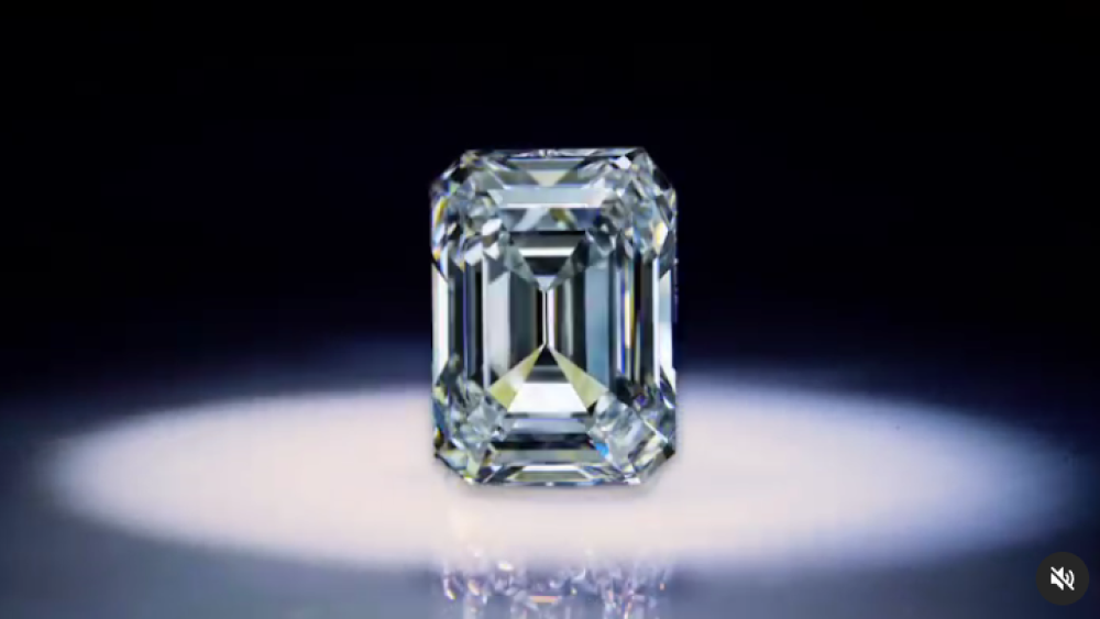 Διαμάντι 101 καρατιών &#8220;στο σφυρί&#8221; σε δημοπρασία στη Γενεύη