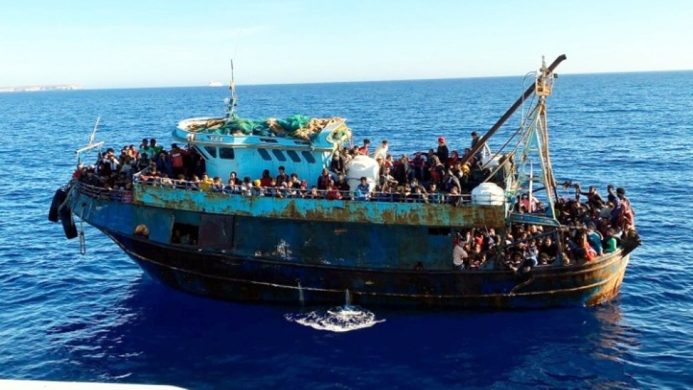 Ιταλία: Χίλιοι πρόσφυγες και μετανάστες έφτασαν στη Λαμπεντούζα το τελευταίο 24ωρο