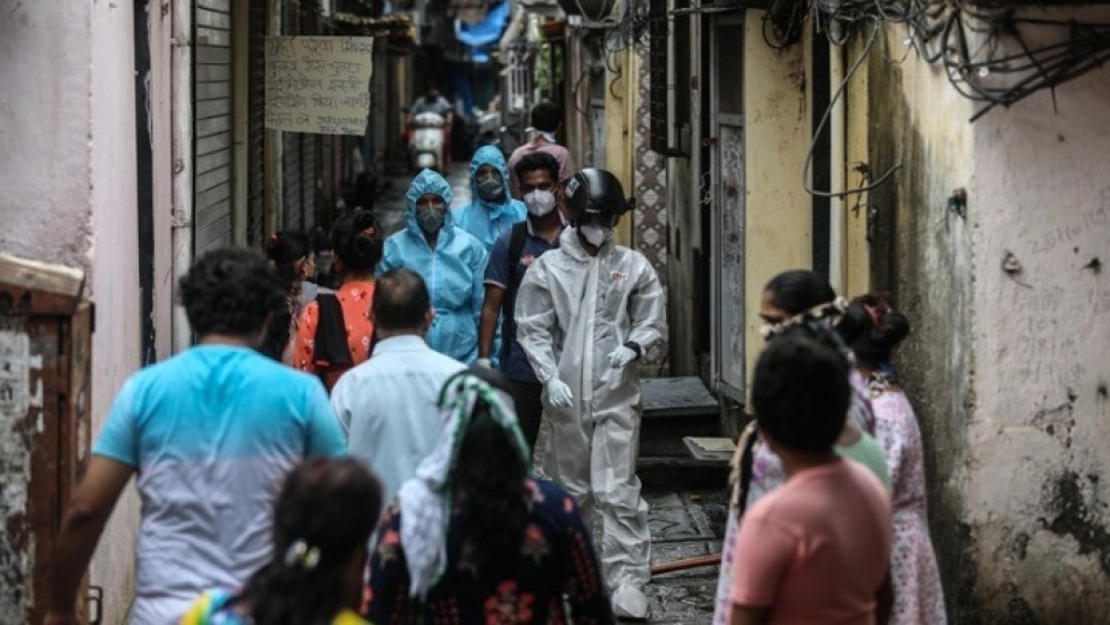 Η πανδημία στην Ινδία καταρρίπτει το ένα δραματικό ρεκόρ μετά το άλλο