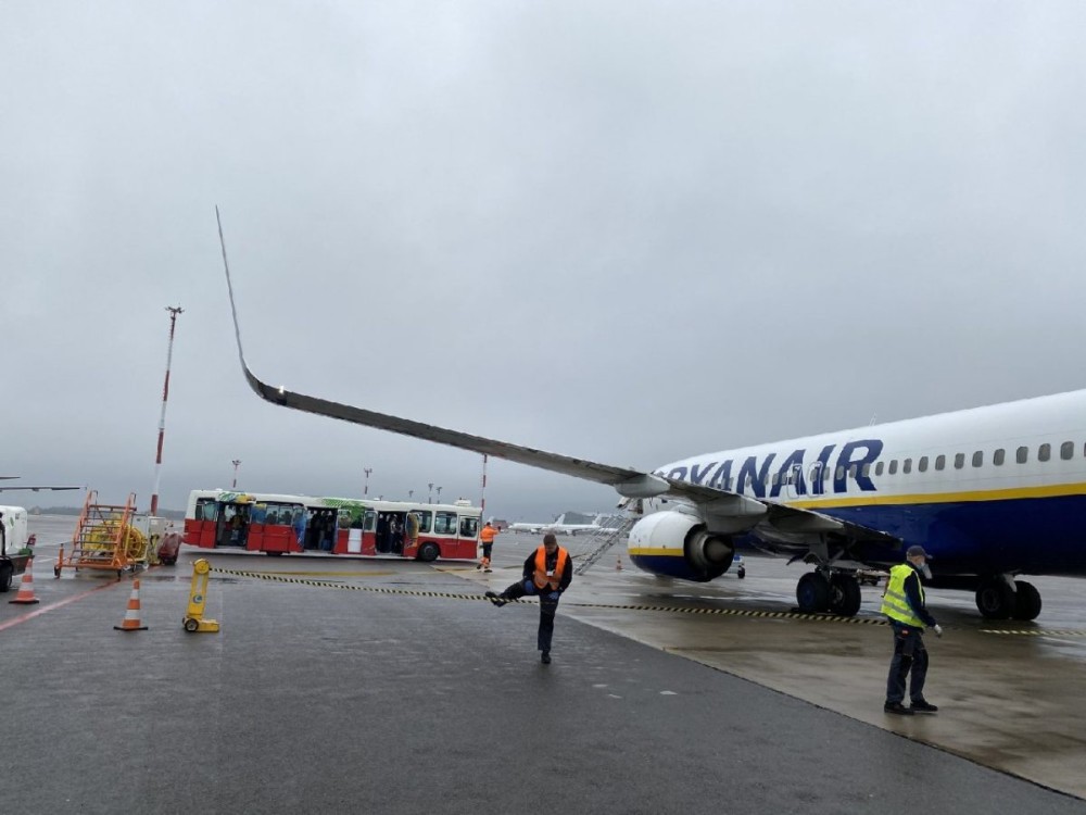 Ryanair: Δε βρέθηκε «τίποτα το δυσάρεστο» στο αεροσκάφος 