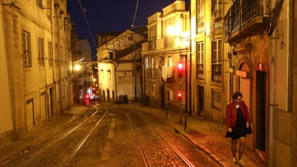 Πορτογαλία: Ανοίγουν τα σύνορα για τα τουριστικά ταξίδια