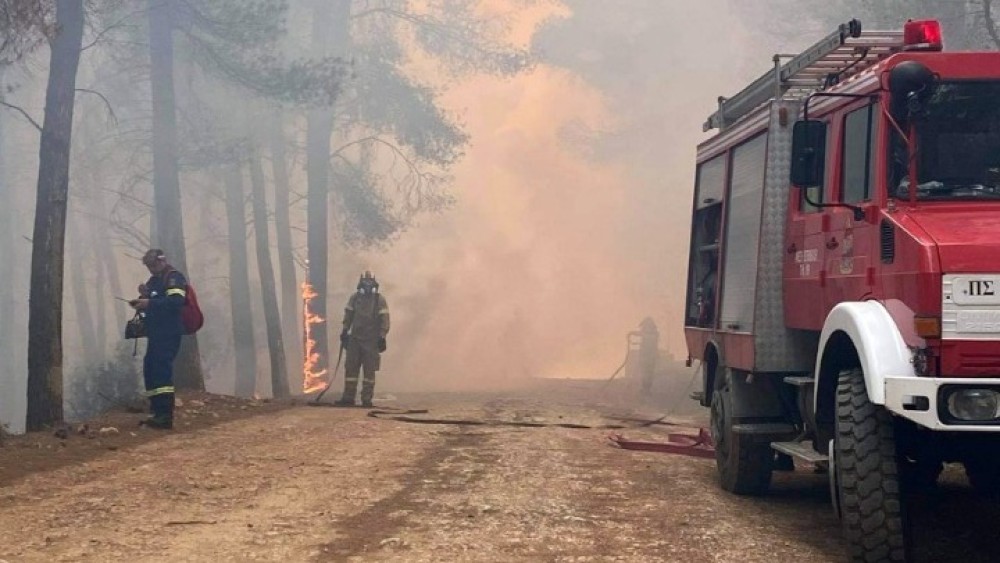 Πυρκαγιά Σχίνο: Εκκενώνονται κι άλλοι οικισμοί-Μήνυμα από το 112