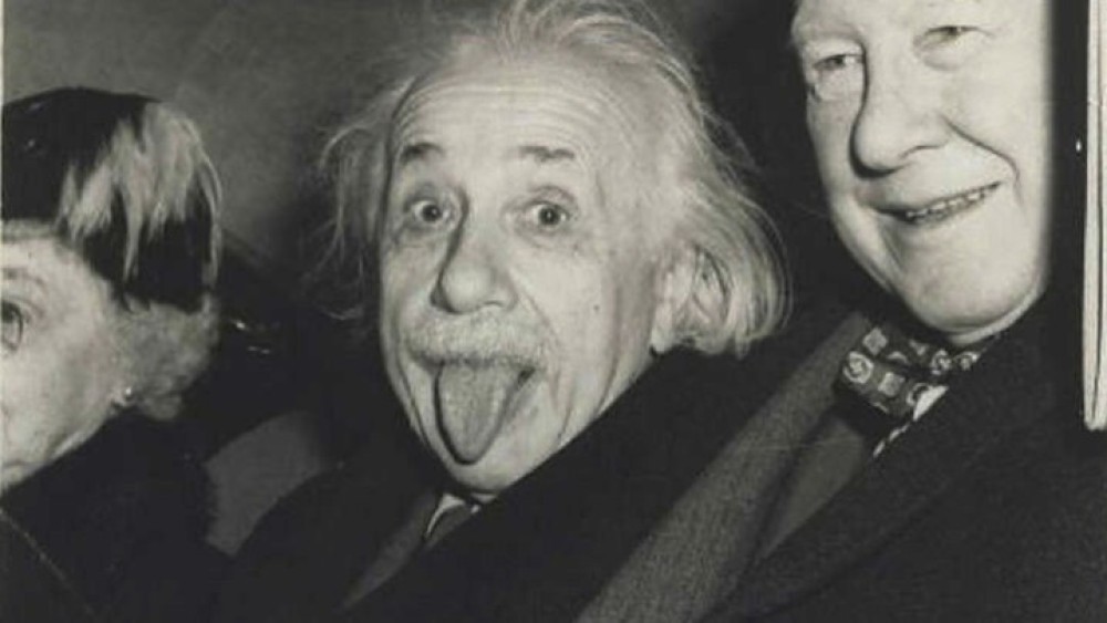 Επιστολή του Αϊνστάιν με τη θρυλική εξίσωση E=mc2, πουλήθηκε σε δημοπρασία 1,2 εκατ. δολ.