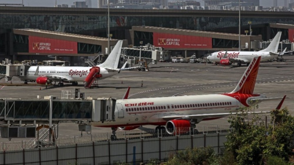 Χάκερ &#8220;χτύπησαν&#8221; την Air India: Δεδομένα 4,5 εκατ. επιβατών &#8220;στον αέρα&#8221;