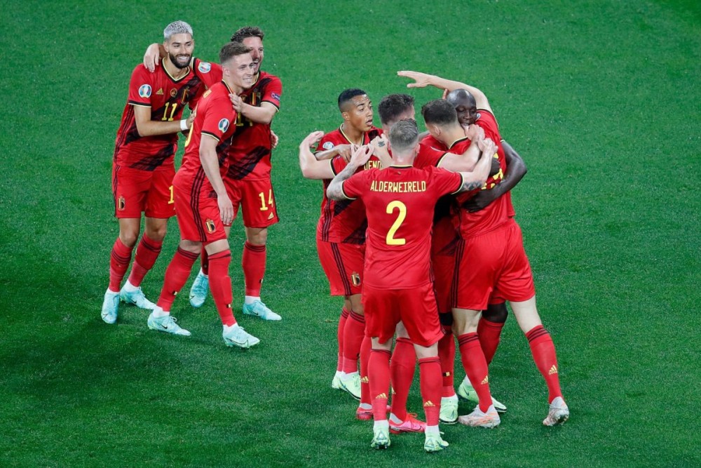 EURO 2020: Σε&#8230; χειμερία νάρκη η «αρκούδα», τη «χόρεψε» το Βέλγιο (vid)