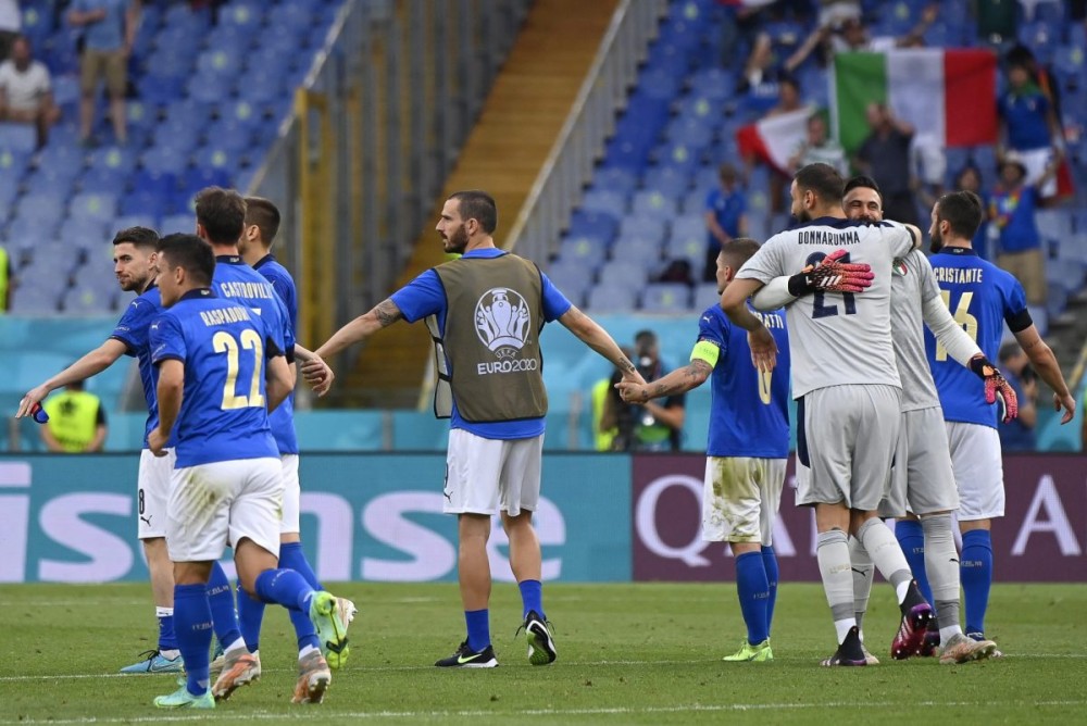 EURO 2020: Απόλυτο για Ιταλία, «γλυκιά» ήττα για Ουαλία (vid)