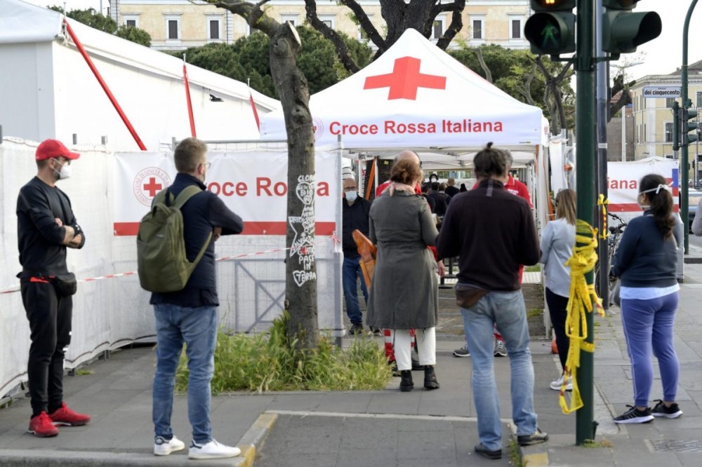 Ιταλία: 1.723 νέα κρούσματα κορωνοϊού, 52 θάνατοι