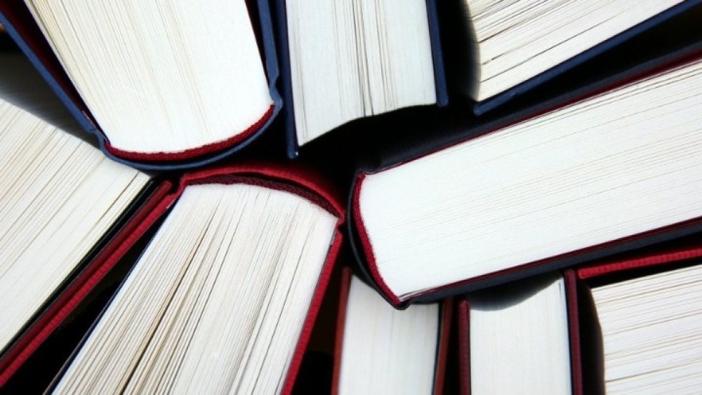 Πρωτοβουλία του ΥΠΠΟΑ για τα κατασχεμένα βιβλία που απειλούνται με πολτοποίηση