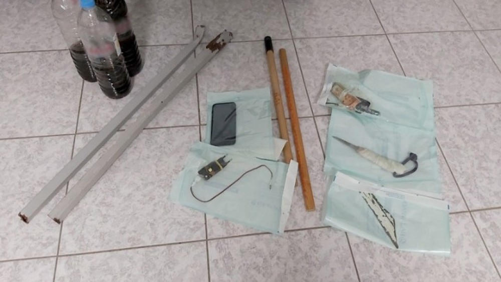 Φυλακές Νεάπολης Κρήτης: Μαχαίρια, μεταλλικές ράβδους και ουσίες βρήκε η ΕΛ.ΑΣ