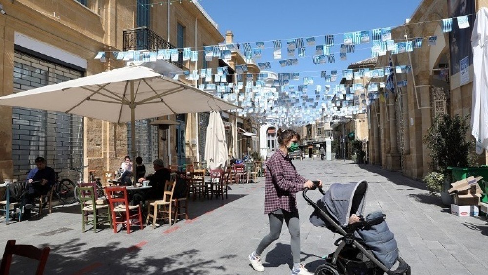 Κύπρος- Νέα μέτρα για κορωνοϊό: Επίδομα διακοπών για εμβολιασμένους