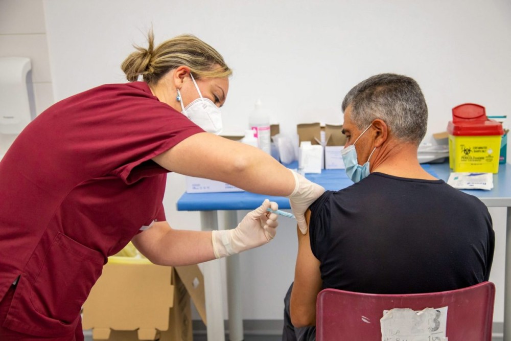 Ιταλία: Το 60% των Ιταλών έχει εμβολιαστεί κατά του κορωνοϊού