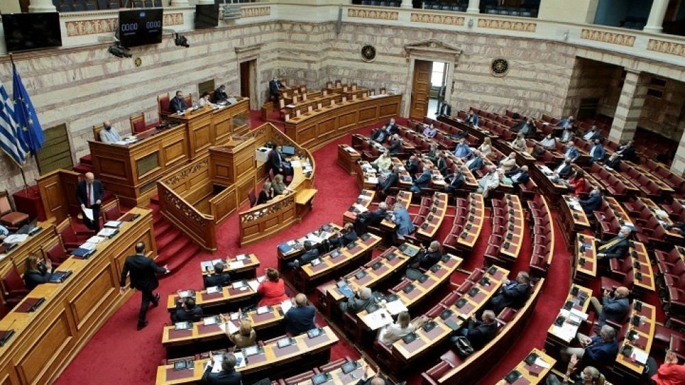 Βουλή: Υπερψηφίστηκε και σε β’ ανάγνωση το νομοσχέδιο παράτασης για τα «κόκκινα δάνεια»