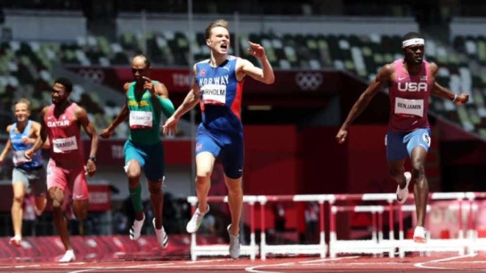 Ολυμπιακοί Αγώνες: Εξωπραγματικό παγκόσμιο ρεκόρ από τον Βάρχολμ στα 400μ. εμπόδια