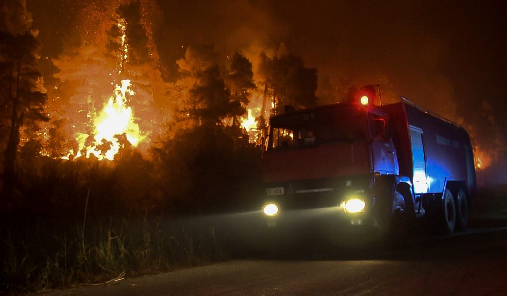 Πυρκαγιές Ιταλία: Καλαβρία και Σικελία ζήτησαν  να κηρυχθούν σε κατάσταση έκτακτης ανάγκης -Πέντε άνθρωποι έχασαν την ζωή τους
