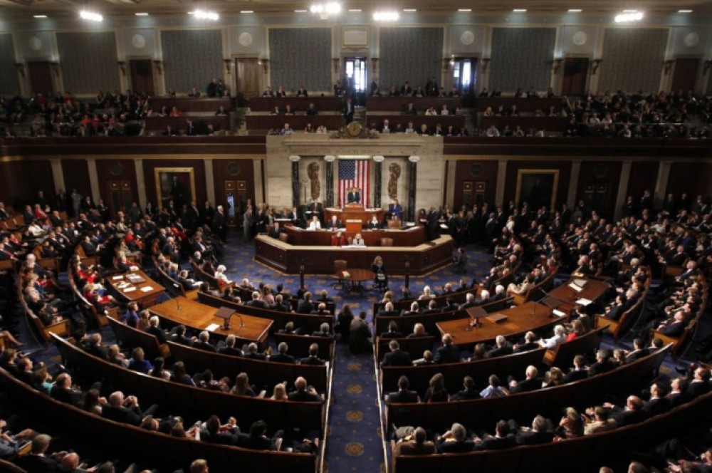 ΗΠΑ: Σπάνια συμφωνία Δημοκρατικών-Ρεπουμπλικάνων, σε νομοσχέδιο για τις υποδομές