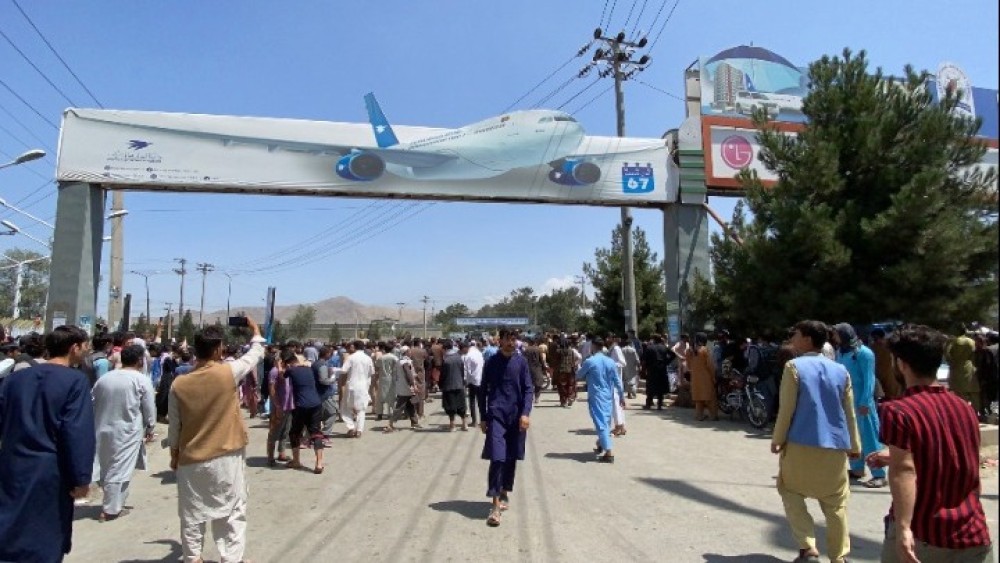 Αφγανιστάν: Αμερικανοί στρατιώτες σκότωσαν δύο ένοπλους άνδρες στο αεροδρόμιο της Καμπούλ