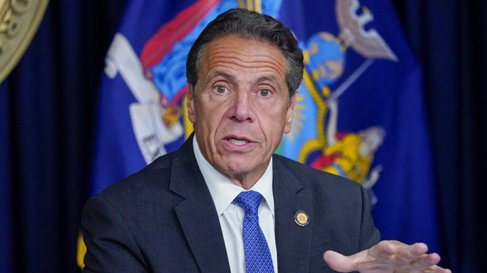 ΗΠΑ: O κυβερνήτης της Νέας Υόρκης παραιτήθηκε μετά τις κατηγορίες για σεξουαλική παρενόχληση 11 γυναικών