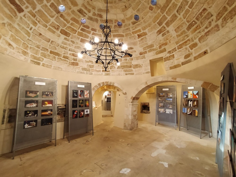 Χανιά: Αίθουσα τέχνης  το παλιό Χαμάμ