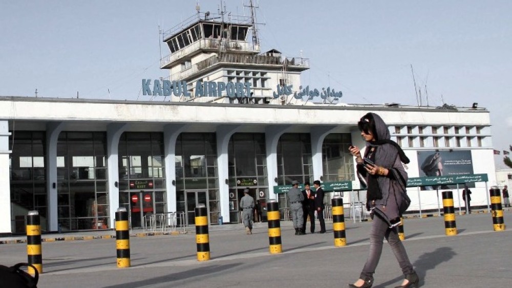 Να ξεκινήσουν πάλι οι διεθνείς πτήσεις προς το αεροδρόμιο της Καμπούλ ζητούν οι Ταλιμπάν