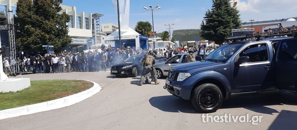 ΔΕΘ: Η συγκλονιστική επίδειξη δυναμικής της ομάδας επιχειρήσεων του Ναυτικού(vid)