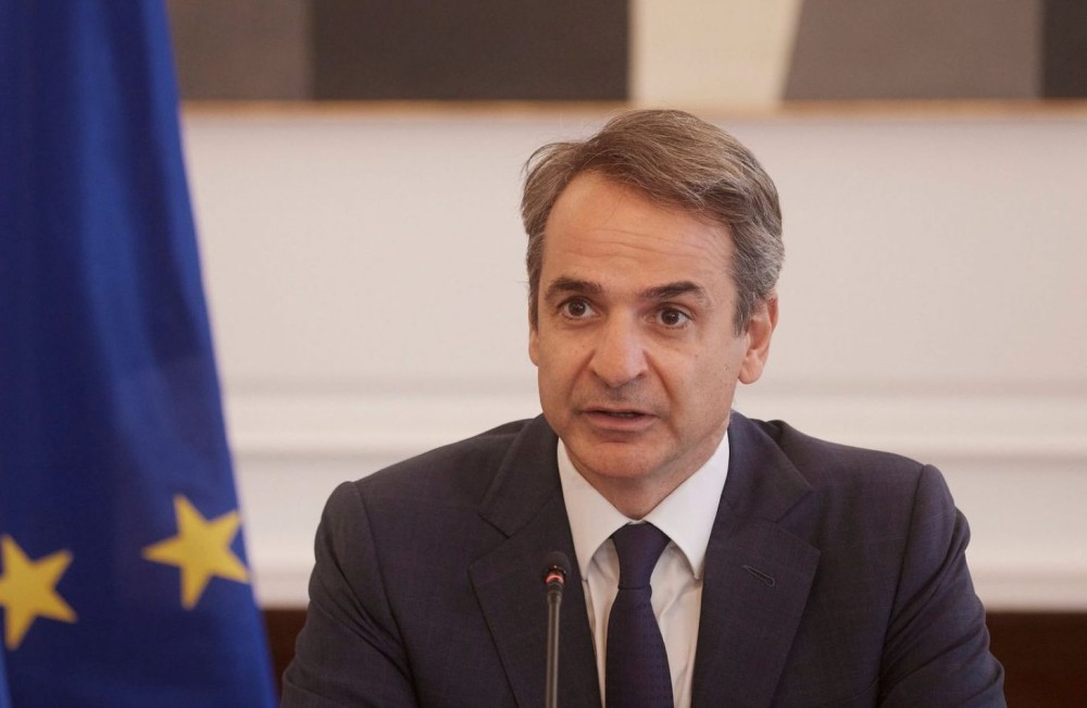 Από το Παρίσι στην Κρήτη ο Πρωθυπουργός-Μέτρα 25-30 εκατ. ευρώ για τους πληγέντες