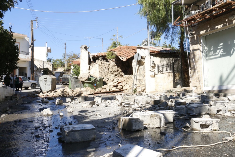 Σεισμός-Κρήτη: 15 δονήσεις πάνω από 4 Ρίχτερ σε δυο μέρες-Βυθίστηκε κατά 15 εκατοστά το Αρκαλοχώρι