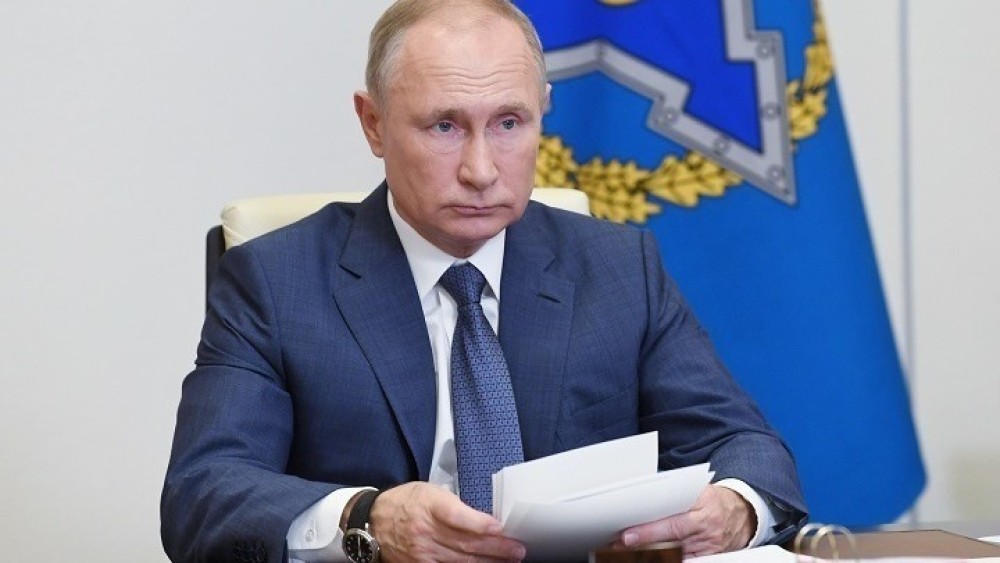 Ρωσία: Σε αυτοαπομόνωση ο Πούτιν-Κρούσματα κορωνοϊού στο περιβάλλον του