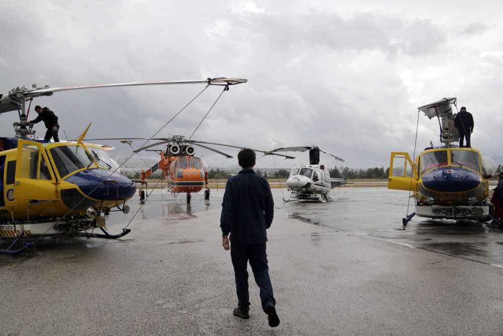 Αναχώρησαν από την Ελλάδα τα 4 ελικόπτερα που παραχώρησε η MYTILINEOS για τις πυρκαγιές