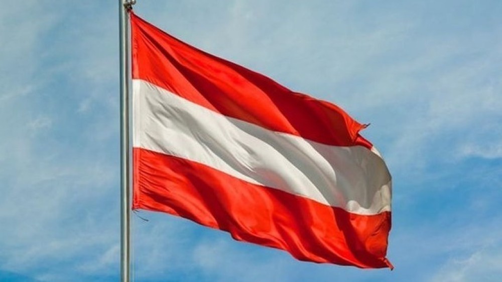Αυστρία: Συνεχίζεται ο πολιτικός αναβρασμός μετά την παραίτηση Κουρτς