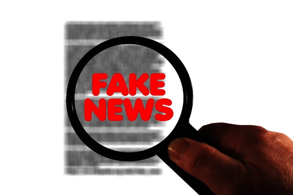 Τζανάκης: Δολοφόνοι όσοι σκορπούν fake news για κορωνοϊό