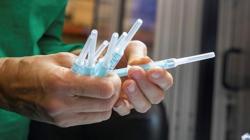 Εμβόλια κορωνοϊού: Η ΕΕ παρατείνει τον έλεγχο των εξαγωγών έως τα τέλη Δεκεμβρίου