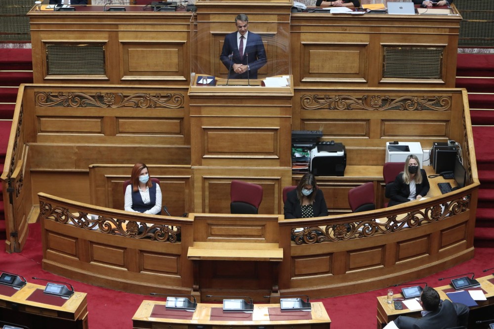 Βουλή-Μητσοτάκης: Παρακαταθήκη για το σύστημα υγείας οι ΜΕΘ που προστέθηκαν
