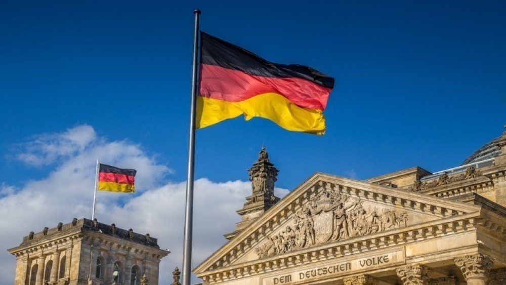 Γερμανία: Η συμφωνία Ελλάδας-Γαλλίας δεν στρέφεται εναντίον άλλων εταίρων