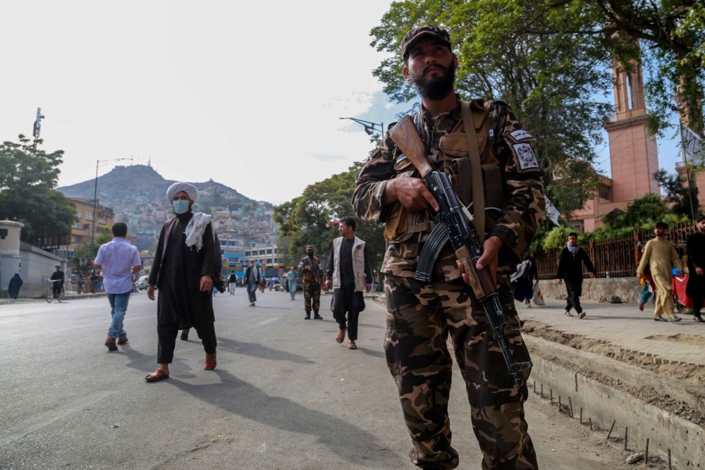 Ερολ Ούσερ: Είναι το πρόβλημα του Αφγανιστάν πραγματικά παγκόσμιο πρόβλημα;