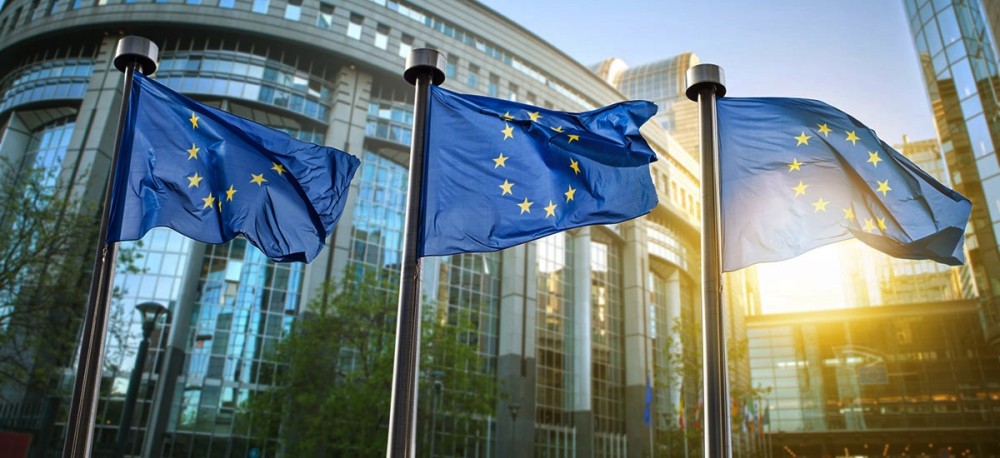 34 δισ. ευρώ για δήμους και περιφέρειες έχουν εγκριθεί από την ΕΕ