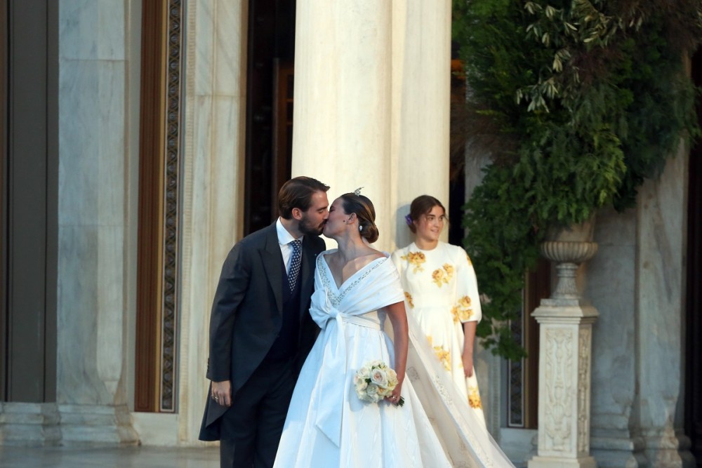 Φίλιππος Γλύξμπουργκ και Νίνα Φλόρ-Παραμυθένιος γάμος στην Μητρόπολη Αθηνών