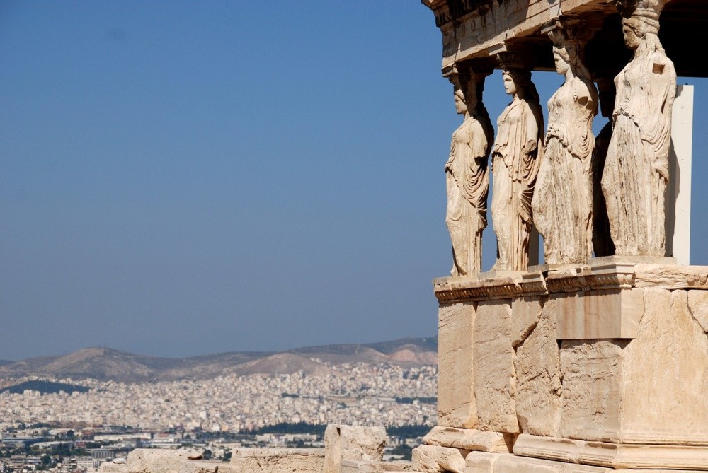 Οι Βρετανοί επιλέγουν Ελλάδα-Κικίλιας: θέλουμε να είμαστε leaders στον τουρισμό