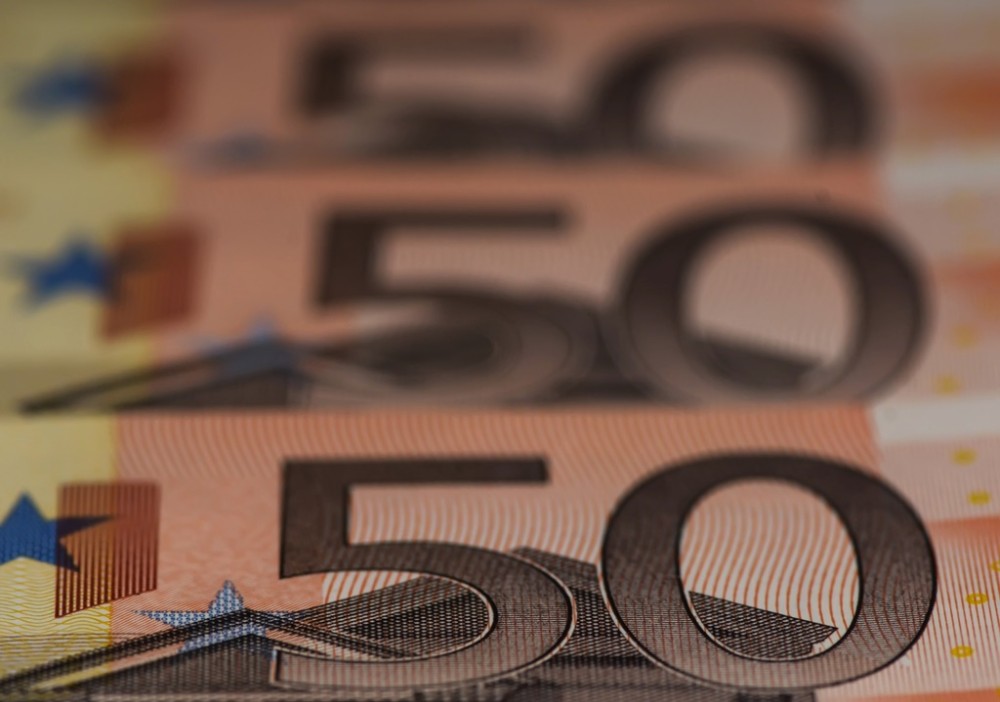 Αύξηση 2,1 δισεκ. ευρώ των κρατικών εσόδων με τον ελάχιστο συντελεστή εταιρικού φόρου