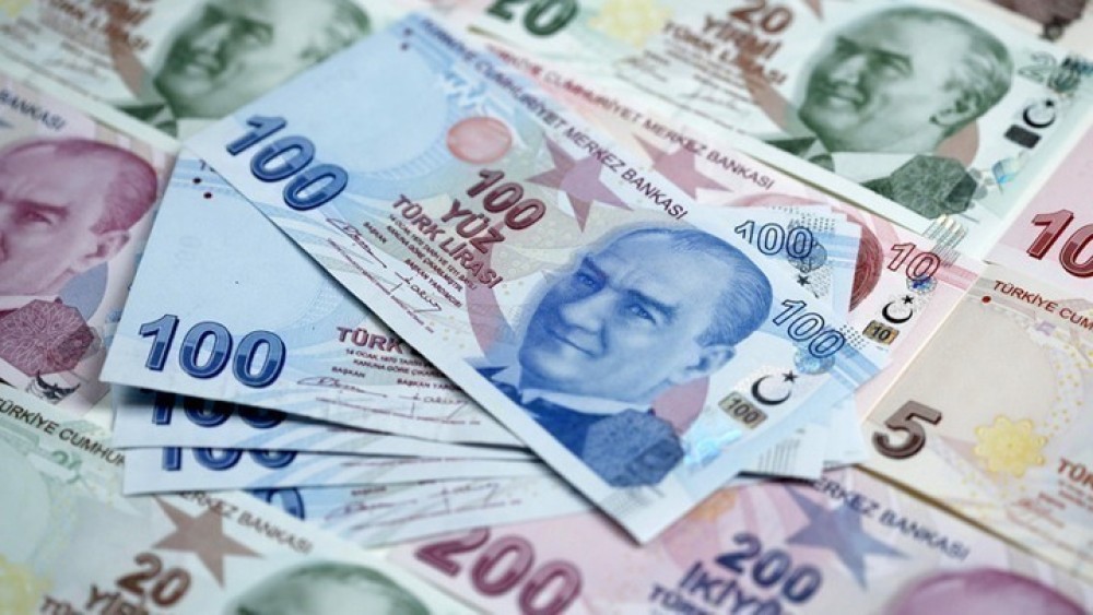 Νέο ιστορικό χαμηλό της τουρκικής λίρας έναντι του δολαρίου