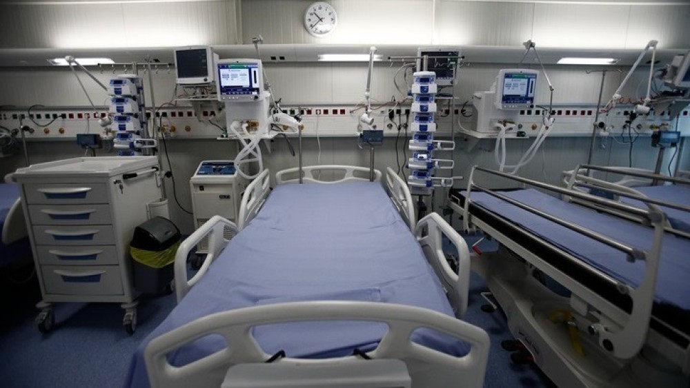 Πέντε εντατικολόγοι από νοσοκομεία των Αθηνών μετακινούνται στο «Παπανικολάου»