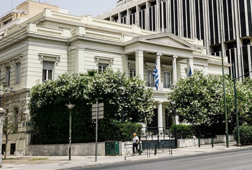 Μήνυμα Αθήνας σε Άγκυρα να επιλέξει το Διεθνές Δίκαιο ή τις προκλήσεις (vid)