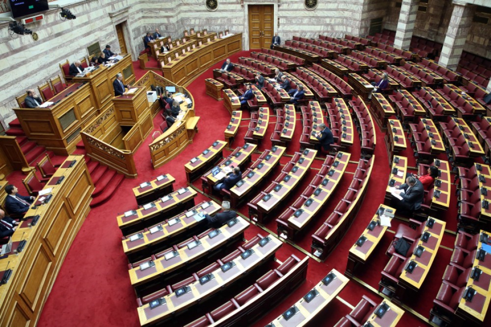 Βουλή: «Ναι» επί της αρχής στο νομοσχέδιο για την παιδεία