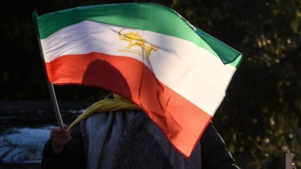 Οργή από την Τεχεράνη: ΟΙ ΗΠΑ θα υποστούν τις συνέπειες «τη σωστή ώρα και στον σωστό τόπο»