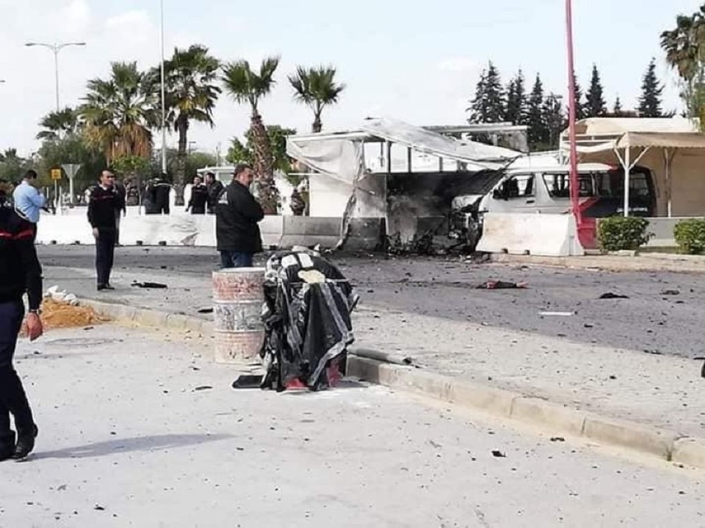 Τυνησία: Επίθεση αυτοκτονίας κοντά στην πρεσβεία των ΗΠΑ (pics&#038;vid)