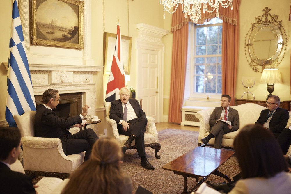 Ανακοίνωση του Βρετανικού πρωθυπουργικού γραφείου: Ενδυνάμωση ελληνοβρετανικών σχέσεων