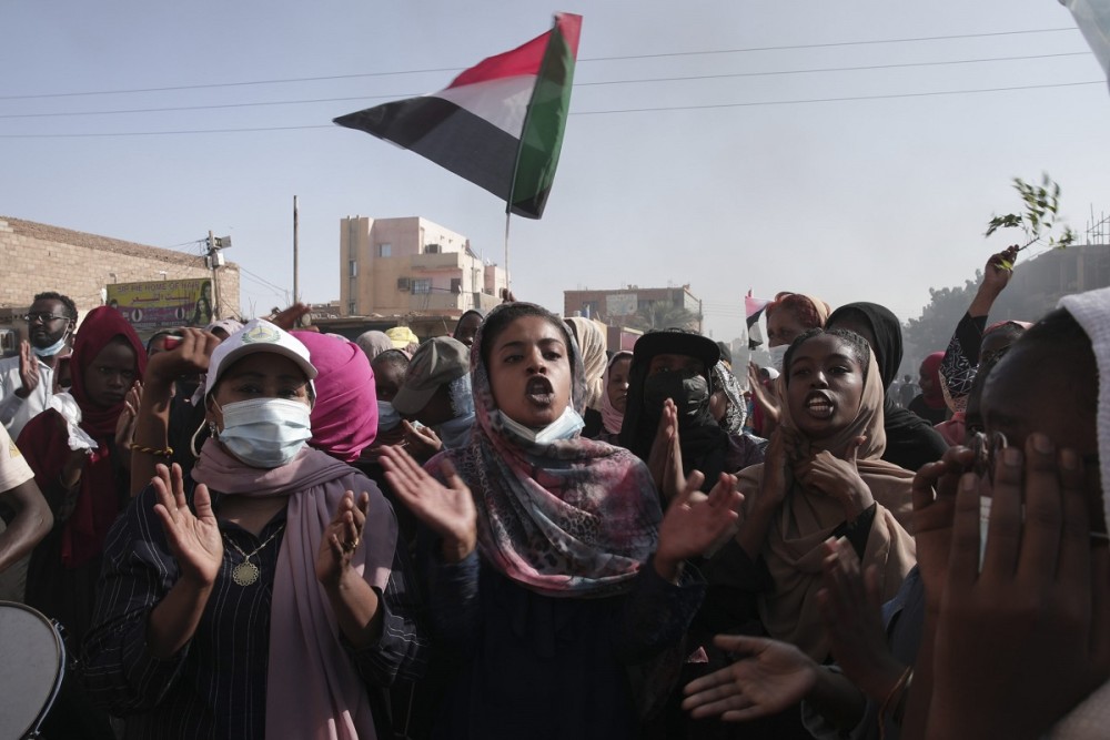 Να τερματιστεί η σύγκρουση στο Σουδάν ζήτησε διπλωματούχος των ΗΠΑ