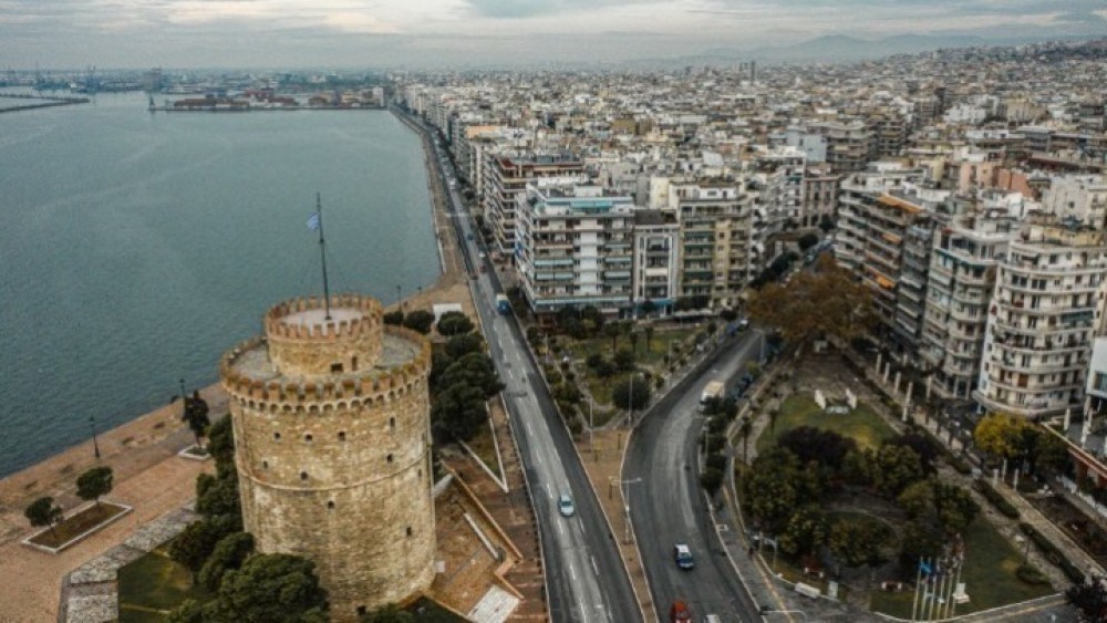 Μαραθώνιος της Ιστορίας» και «Νυχτερινός»: 10.000 δρομείς στη διπλή γιορτή της Θεσσαλονίκης