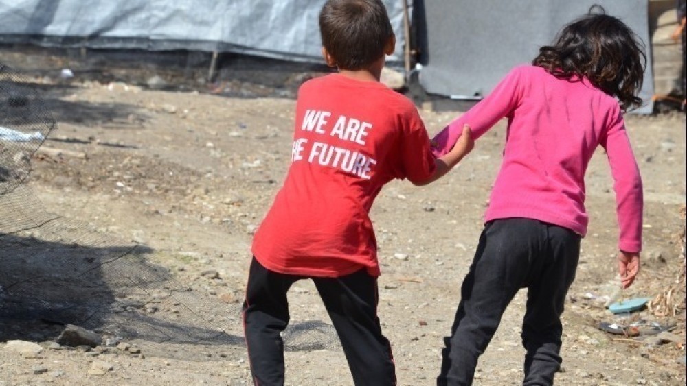 Ύπατη Αρμοστεία του ΟΗΕ: Εύσημα στην Ελλάδα για τη μετεγκατάστση ασυνόδευτων προσφυγόπουλων