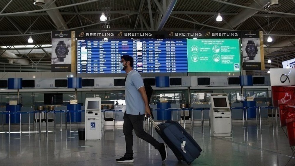 Παραλλαγή Όμικρον – Οι χώρες που ανακοινώνουν ταξιδιωτικούς περιορισμούς – Τι ισχύει για την Ελλάδα